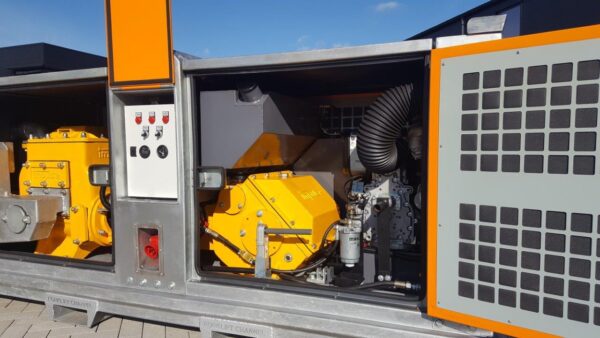 Oriental IP-175 Diesel+Electric - Image 9